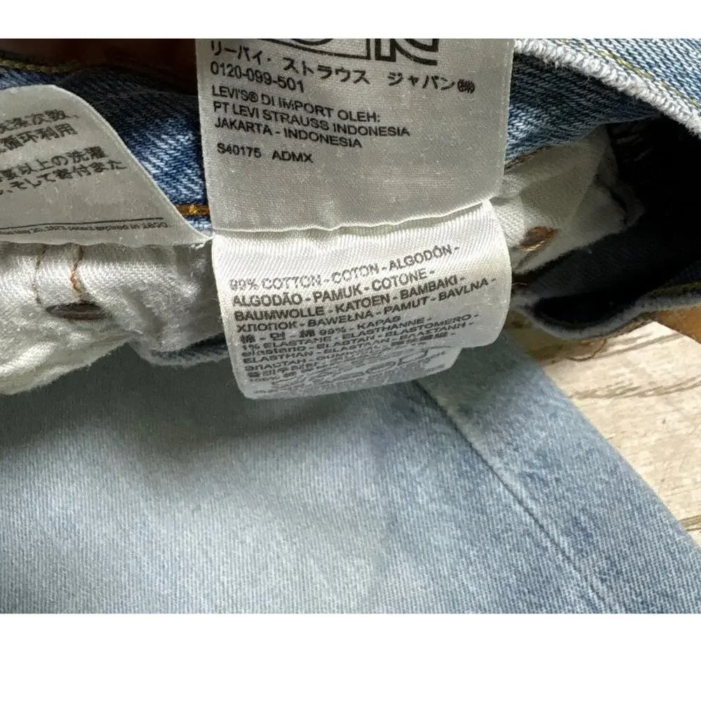 Levi's 501 Light Wash Slim Tapered Jeans Button Fly Distressed W28 Unisex